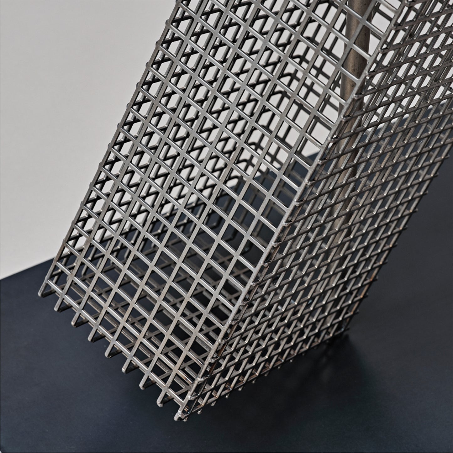 MELTING CUBES Beistelltisch | Stahl