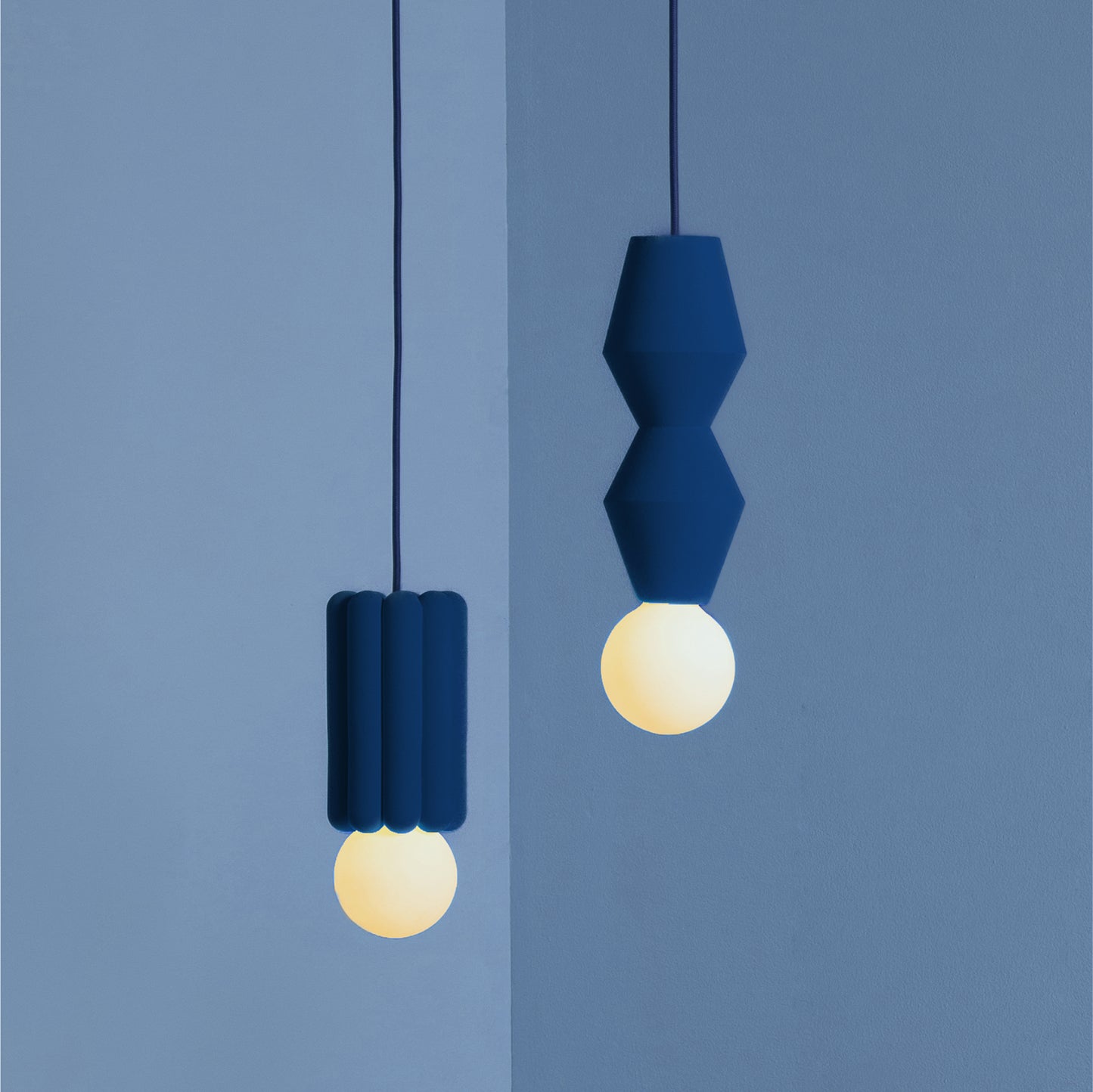 STUCCO NR. 3 Leuchte | Blau