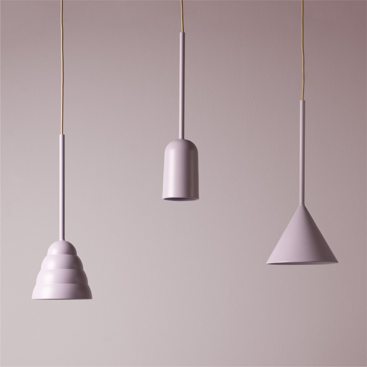 FIGURA CONE Leuchte | Flieder